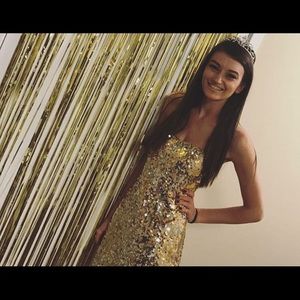 Gold sequin sweetheart dress